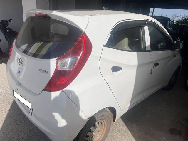 https://images10.gaadi.com/usedcar_image/4389085/original/processed_fb4a7dd5-d9a4-4fe8-8b85-ba0a60004c39.jpg?imwidth=6401