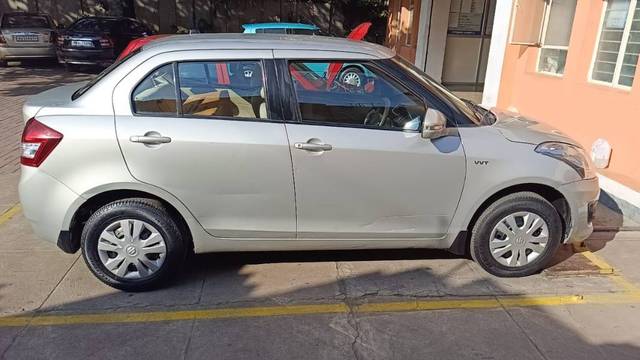 https://images10.gaadi.com/usedcar_image/4389182/original/42bb4f727ead2180f2405ed3db14c517.jpg?imwidth=6401