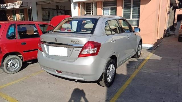 https://images10.gaadi.com/usedcar_image/4389182/original/e50ceac2310a93d656698f3043b2ede8.jpg?imwidth=6402