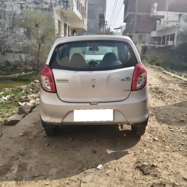 https://images10.gaadi.com/usedcar_image/4389185/original/processed_9bbb2c7d-1fab-4a80-bcf6-df7f2e6116fc.jpg?imwidth=6402