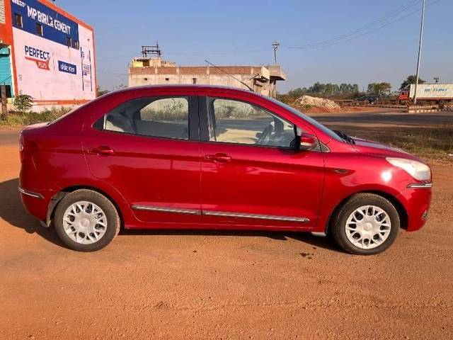 https://images10.gaadi.com/usedcar_image/4389227/original/processed_processed_a062cebe-7f07-4114-a35b-3ac4c89e666c.jpeg?imwidth=6402