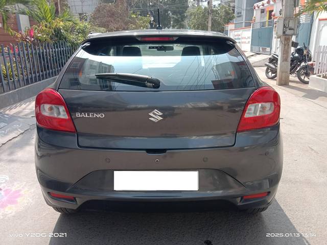 https://images10.gaadi.com/usedcar_image/4389329/original/processed_56a5fa60b2f72d250f56f61df9943077.jpg?imwidth=6401