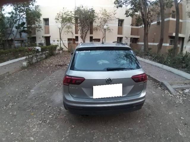 https://images10.gaadi.com/usedcar_image/4389371/original/processed_49e1d06b-a302-408b-abf3-3d5425976278.jpg?imwidth=6401