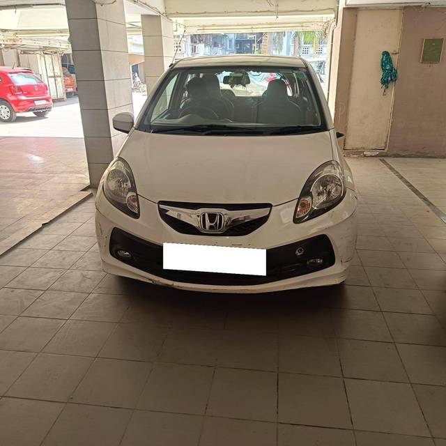 https://images10.gaadi.com/usedcar_image/4389463/original/bbad6d68f454a30b44218cf7e782cbe8.jpg?imwidth=6400