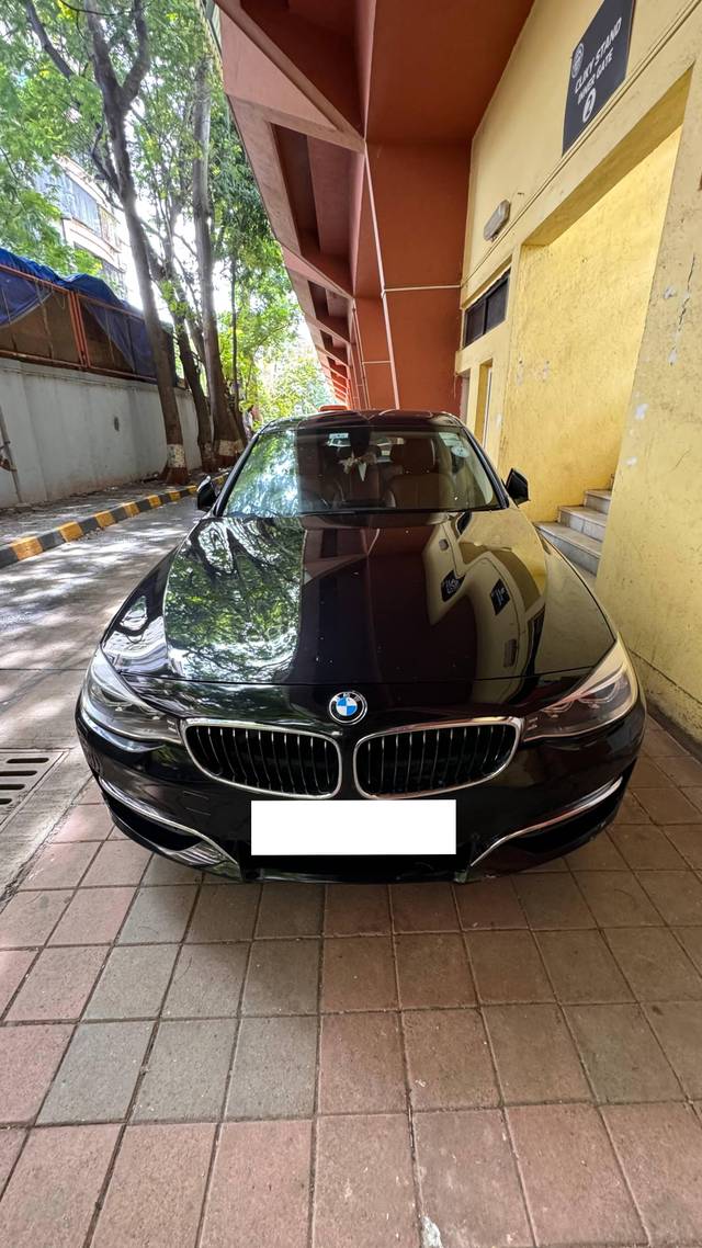 https://images10.gaadi.com/usedcar_image/4389593/original/processed_97cba8bb-df20-452a-b6ae-809effdc2e43.jpeg?imwidth=6400