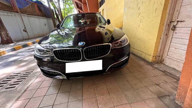 https://images10.gaadi.com/usedcar_image/4389600/original/processed_b0c9bcd8-05be-49a8-9e56-4950236393e5.jpeg?imwidth=6402