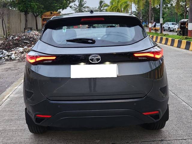 https://images10.gaadi.com/usedcar_image/4389688/original/processed_1e5438949c58ba80ea94cc5d4642850b.jpg?imwidth=6402