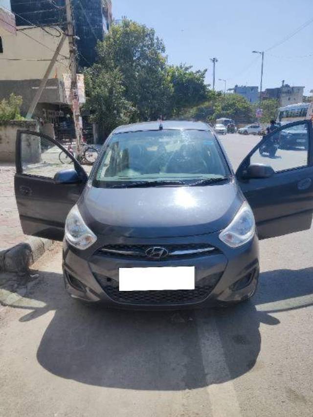 https://images10.gaadi.com/usedcar_image/4389820/original/827f6ae6a34afd2ac12e71b426dbbeb5.jpg?imwidth=6400