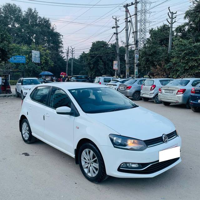 https://images10.gaadi.com/usedcar_image/4389857/original/processed_d8f54998013d452db8180ae387fa673a.jpg?imwidth=6400