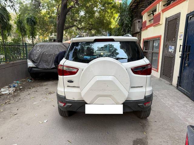 https://images10.gaadi.com/usedcar_image/4389863/original/ef77877ccc74126df61857d724ba75f8.jpg?imwidth=6401