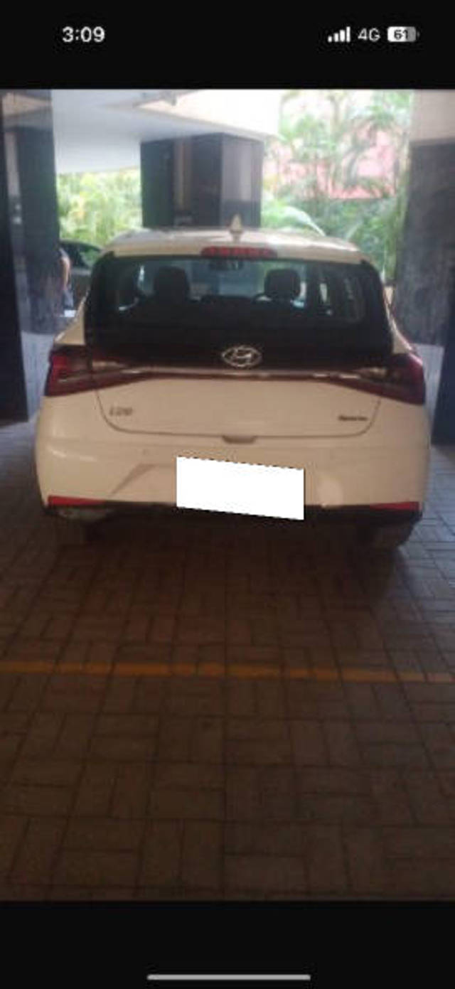 https://images10.gaadi.com/usedcar_image/4389881/original/ad1e6e28b99729c1d7aa9fc012c5e667.png?imwidth=6401