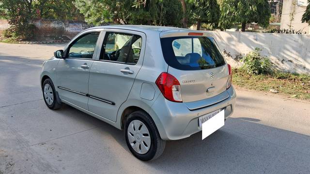 https://images10.gaadi.com/usedcar_image/4389895/original/processed_cf3185c903f3fe7826cda0da83f52f87.jpg?imwidth=6402