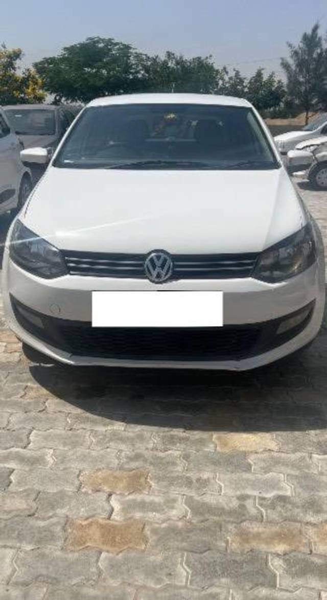 https://images10.gaadi.com/usedcar_image/4390064/original/processed_55d9e78e-49bb-4704-9711-3867e5b9bf11.jpeg?imwidth=6402