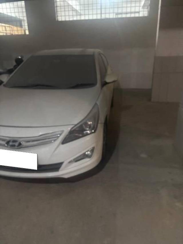 https://images10.gaadi.com/usedcar_image/4390099/original/processed_b9185ae6-6bdf-40c0-9036-6f50e11af938.jpeg?imwidth=6400