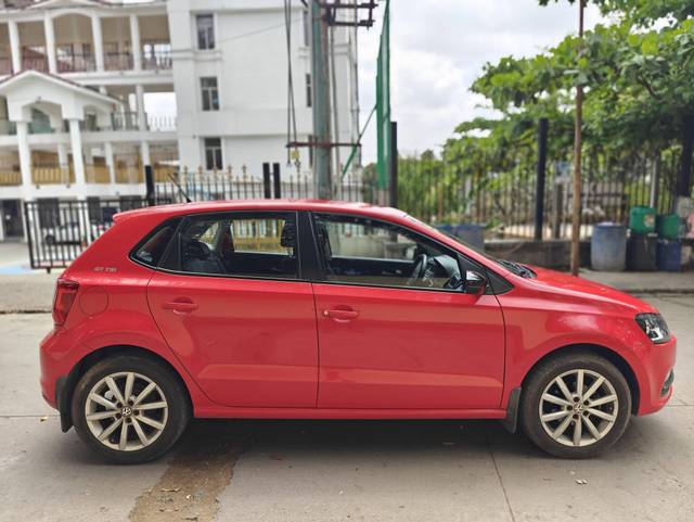 https://images10.gaadi.com/usedcar_image/4390161/original/processed_64d321851f058e3c3e0a10462ec7674a.jpg?imwidth=6401