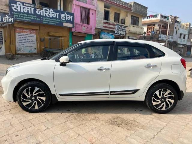 https://images10.gaadi.com/usedcar_image/4390217/original/processed_8831289d-3806-4d13-8660-99ed64e89d3c.jpeg?imwidth=6401