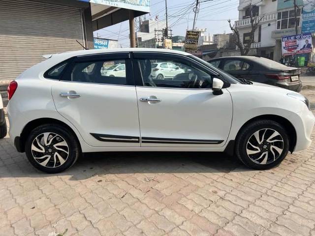 https://images10.gaadi.com/usedcar_image/4390217/original/processed_9311cfdd-16a8-48c0-a9f7-dbd4715f2872.jpeg?imwidth=6400