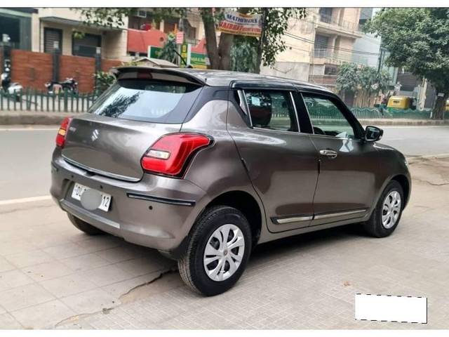 https://images10.gaadi.com/usedcar_image/4390297/original/processed_466b689cafa8475101e5aa7bb0a67688.jpg?imwidth=6402