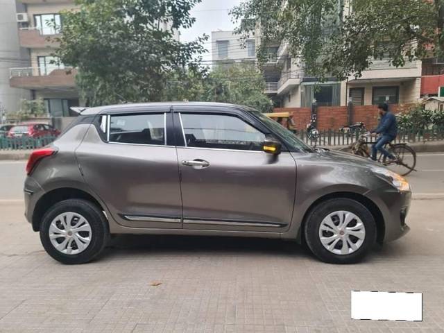 https://images10.gaadi.com/usedcar_image/4390297/original/processed_556b033be2bdfc4be6d8e46cb811fa57.jpg?imwidth=6401