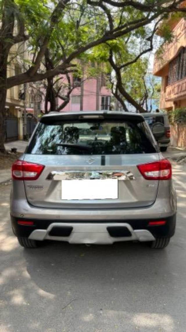 https://images10.gaadi.com/usedcar_image/4390338/original/processed_45717340-83fe-4b98-8438-bdecdb348742.jpeg?imwidth=6401