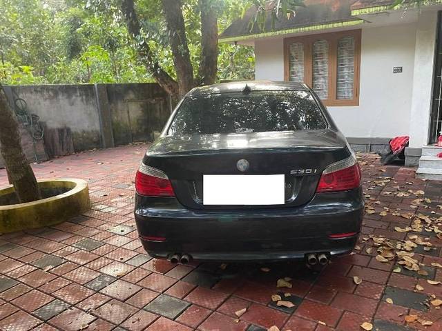 https://images10.gaadi.com/usedcar_image/4390346/original/processed_82fe1760-6296-4b5b-9651-21159415ada8.jpeg?imwidth=6401