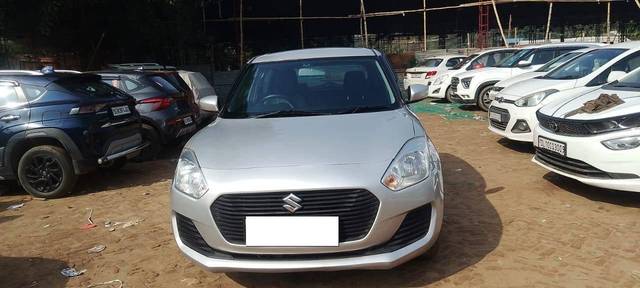 https://images10.gaadi.com/usedcar_image/4390432/original/processed_8f01b1ba-24b2-4984-b040-e1d3fc08da96.jpg?imwidth=6400