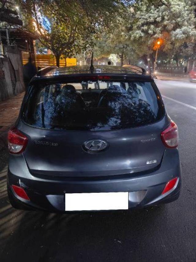https://images10.gaadi.com/usedcar_image/4390452/original/d0afb886f474dff3c9c63ce2d60083d5.jpg?imwidth=6402