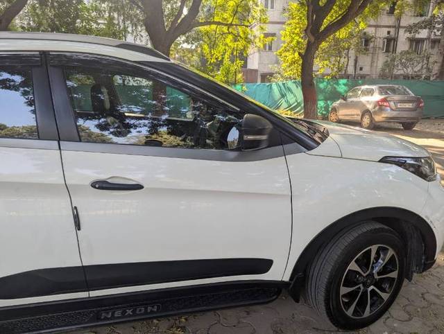 https://images10.gaadi.com/usedcar_image/4390462/original/1960b845f31391eaf98dbc1d11d88bd3.jpg?imwidth=6401