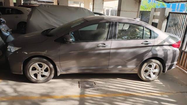 https://images10.gaadi.com/usedcar_image/4390475/original/026fa016b163a91d0b35c1b849935b7f.jpeg?imwidth=6402
