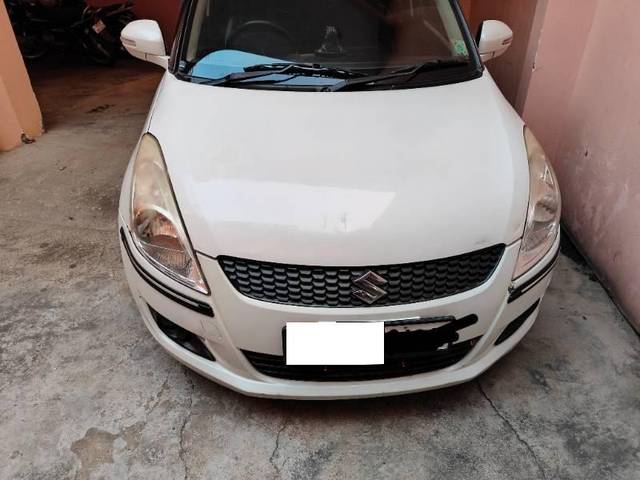 https://images10.gaadi.com/usedcar_image/4390497/original/processed_c33162fe-b476-4509-98e4-c1891539c7b7.jpg?imwidth=6400