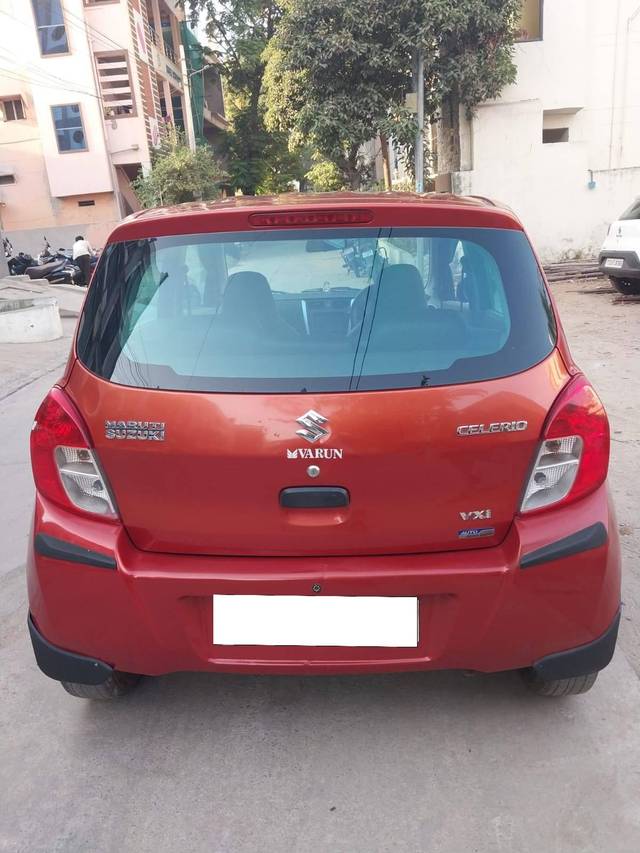 https://images10.gaadi.com/usedcar_image/4390579/original/processed_d2cee999ec489e954dcca93c08cc5ee5.jpg?imwidth=6402