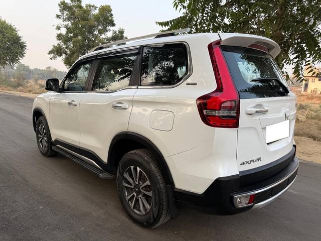 https://images10.gaadi.com/usedcar_image/4390593/original/processed_d040c5f6ba02f6800150967f1f35d84a.jpg?imwidth=6402