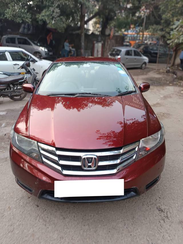 https://images10.gaadi.com/usedcar_image/4390595/original/processed_b80b789c859ea6776d1bd437644cc921.jpg?imwidth=6402