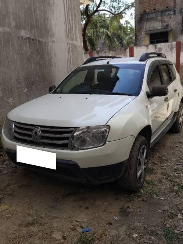 https://images10.gaadi.com/usedcar_image/4390617/original/processed_00c360d1-6c18-4a8d-8017-36180300418a.jpg?imwidth=6400