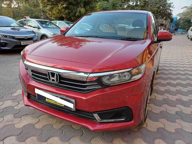 https://images10.gaadi.com/usedcar_image/4390638/original/processed_30d780450536aa879df2cc68f0e5b74e.jpeg?imwidth=6402