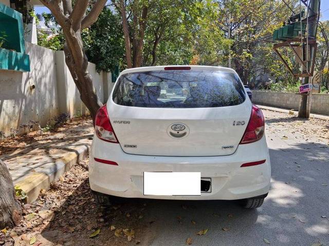 https://images10.gaadi.com/usedcar_image/4390681/original/6a64f7b331ba4706ac3b5fa36f2b7190.jpeg?imwidth=6400
