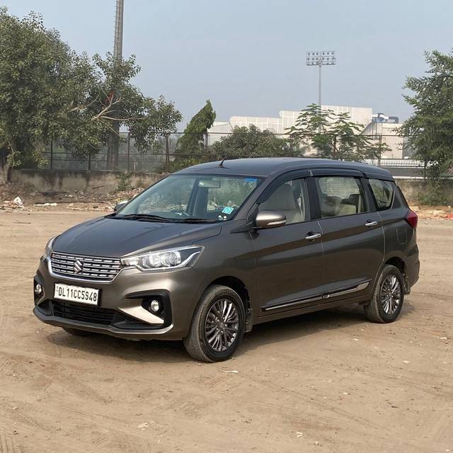 https://images10.gaadi.com/usedcar_image/4390721/original/2f3d91a82f8299b53259fa44b21340ec.jpg?imwidth=6401