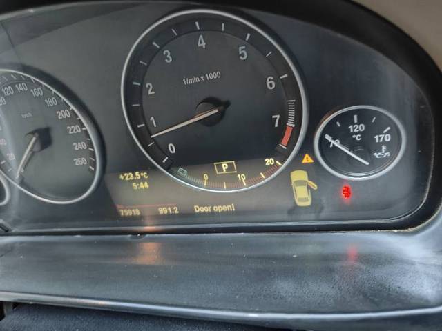 https://images10.gaadi.com/usedcar_image/4390740/original/33f62809cb6fb083174600a0f4f030f5.jpeg?imwidth=6401