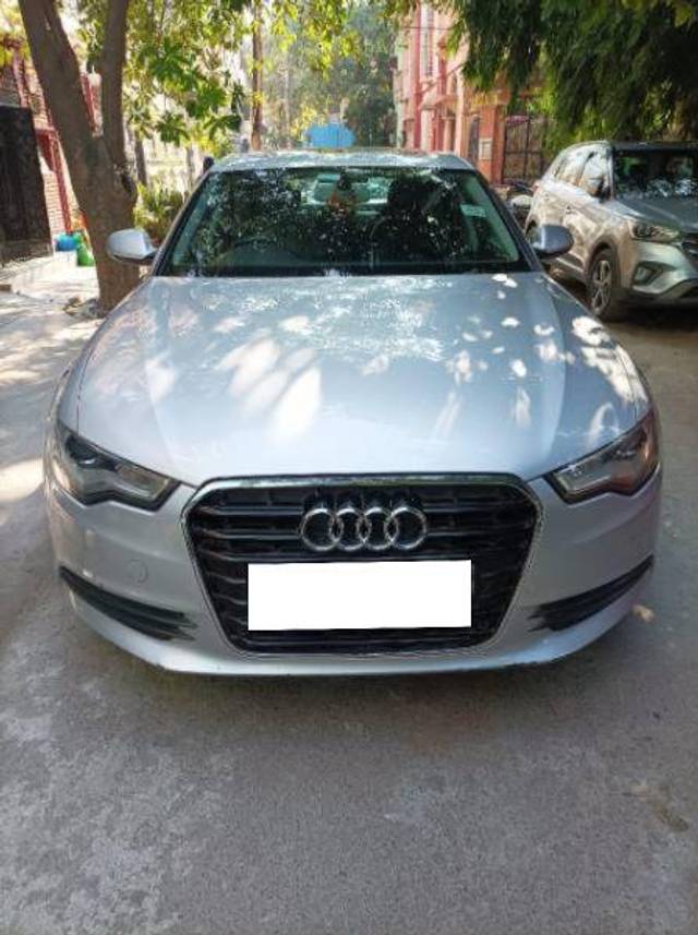 https://images10.gaadi.com/usedcar_image/4390745/original/791fbf0b29f05eb77d70990378b710d6.jpeg?imwidth=6401