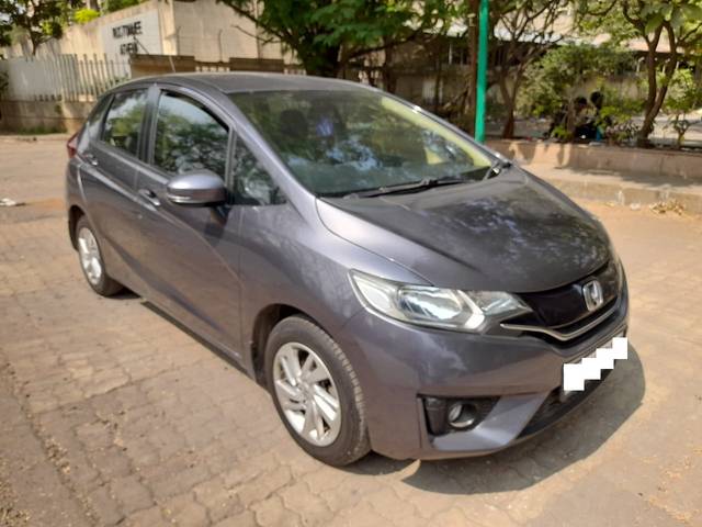 https://images10.gaadi.com/usedcar_image/4390849/original/17b02da84b5d576f69273b2ed0e552c2.jpeg?imwidth=6401