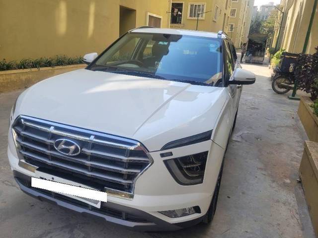 https://images10.gaadi.com/usedcar_image/4390858/original/e7117d4baeb5ab3d18cdb89fda3a8316.jpg?imwidth=6400