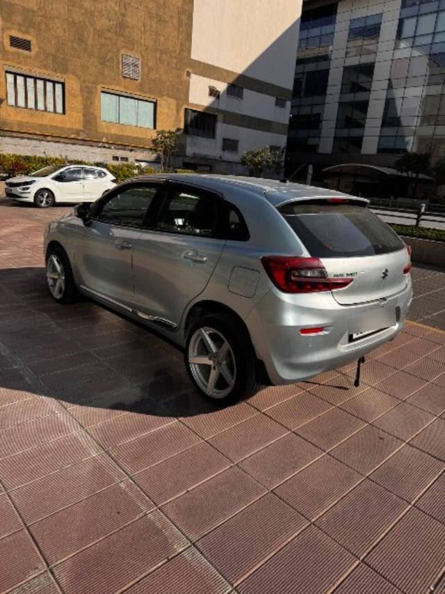 https://images10.gaadi.com/usedcar_image/4390892/original/696b0a8f40e1d023af1257ae65604788.jpeg?imwidth=6402