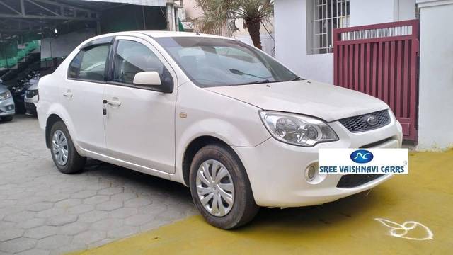 https://images10.gaadi.com/usedcar_image/4390894/original/processed_019def26a3e8d6e68e6995be7f2c8b60.jpg?imwidth=6400