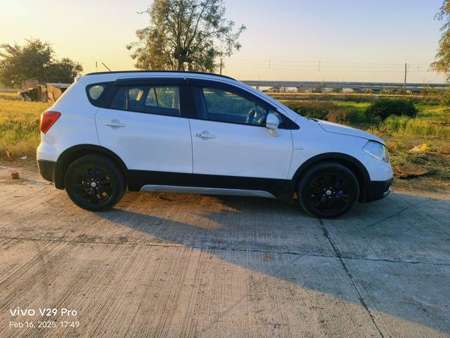 https://images10.gaadi.com/usedcar_image/4391008/original/processed_55d552dabe9e115ebf7abe7460461cc9.jpg?imwidth=6401