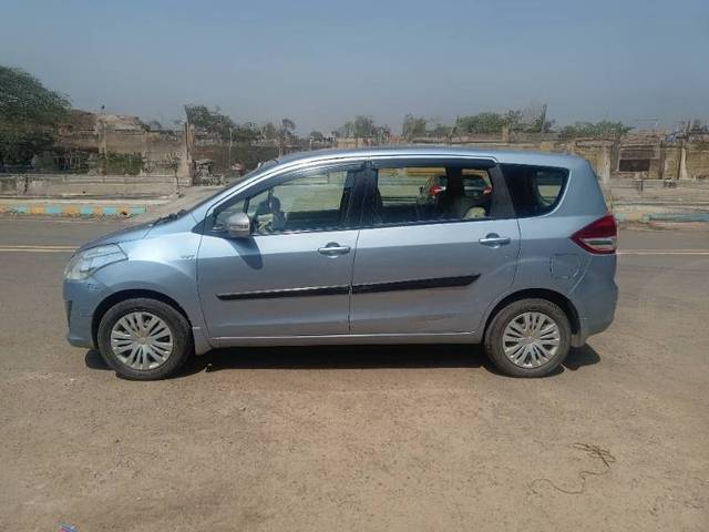 https://images10.gaadi.com/usedcar_image/4391103/original/ddeb96f710f8d7262e09827118d40718.jpg?imwidth=6402