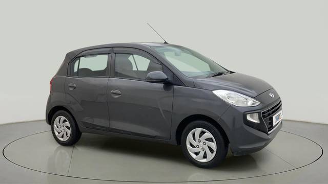 https://images10.gaadi.com/usedcar_image/4391139/original/45f6fdd1d2ab396559f25935f2a1c5cc.jpg?imwidth=6400