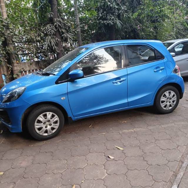 https://images10.gaadi.com/usedcar_image/4391264/original/d51fe9080397e1b5ea18703429d49a1a.jpeg?imwidth=6400