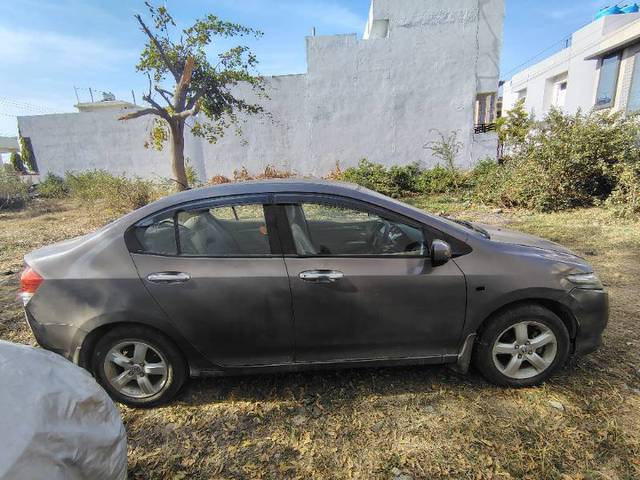 https://images10.gaadi.com/usedcar_image/4391303/original/c5946217e01f478bcd5745644b70e24f.jpg?imwidth=6401