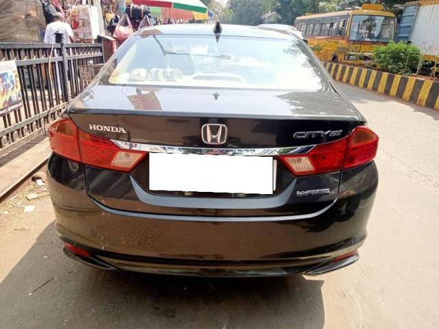 https://images10.gaadi.com/usedcar_image/4391321/original/5452c31b12fe57871be3a4e5cc13ca1e.jpeg?imwidth=6400