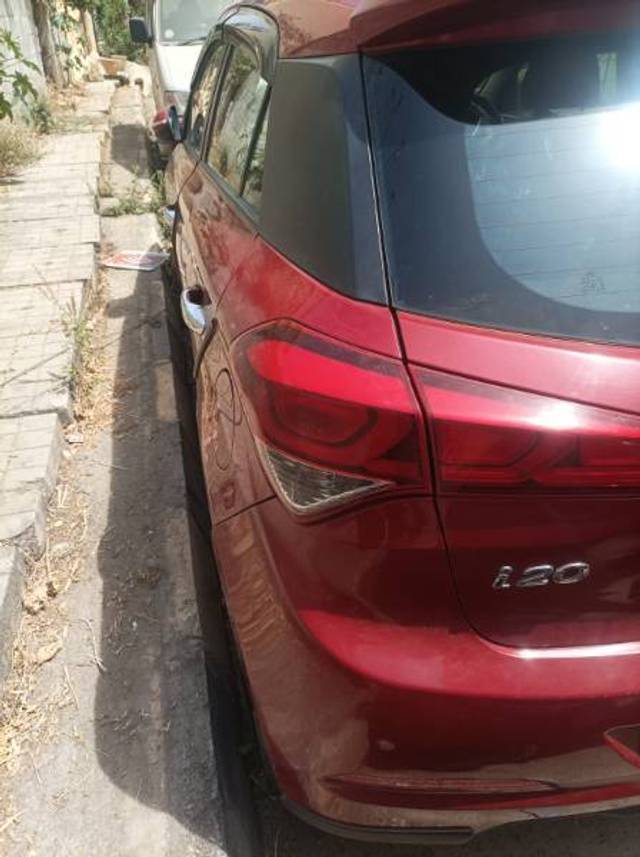 https://images10.gaadi.com/usedcar_image/4391339/original/f8629197674e51ca30622a5944d5dba4.jpg?imwidth=6401